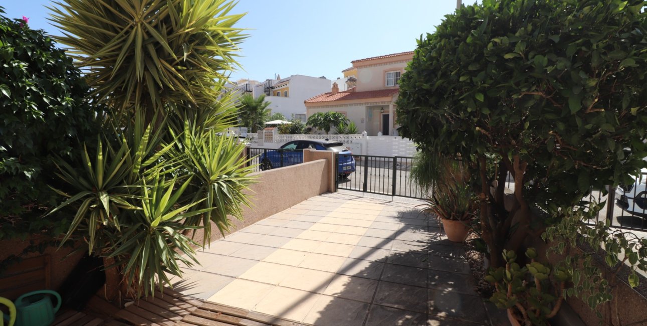 Resale - Townhouse -
Algorfa - Montemar