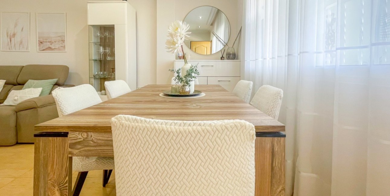 Resale - Townhouse -
Orihuela Costa - Punta Prima