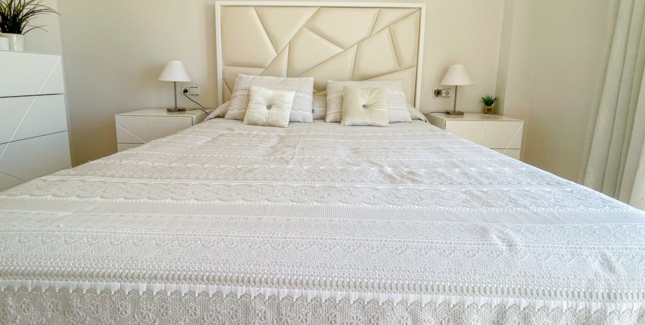 Resale - Townhouse -
Orihuela Costa - Punta Prima