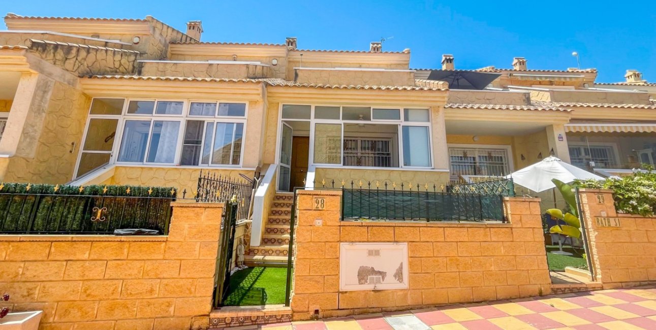 Resale - Townhouse -
Orihuela Costa - Punta Prima