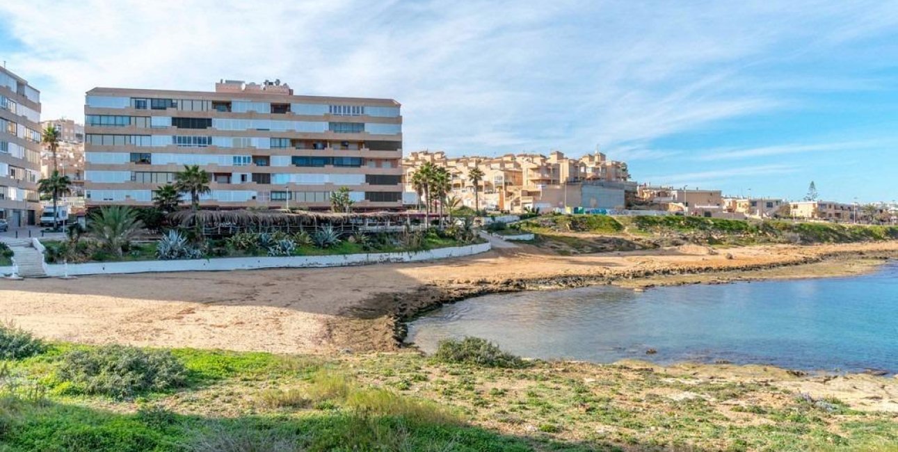 Rynek wtórny - Mieszkanie  -
Torrevieja - Cabo cervera