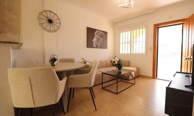 Resale - Bungalow -
Algorfa - Montemar