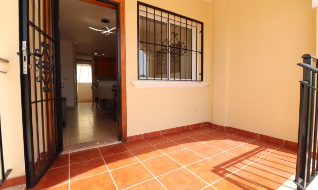 Resale - Bungalow -
Algorfa - Montemar