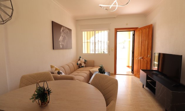 Resale - Bungalow -
Algorfa - Montemar