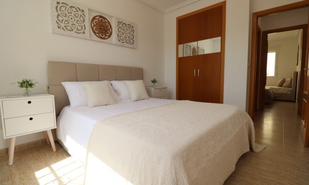 Resale - Bungalow -
Algorfa - Montemar