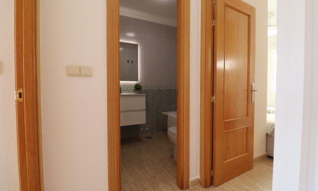 Resale - Bungalow -
Algorfa - Montemar