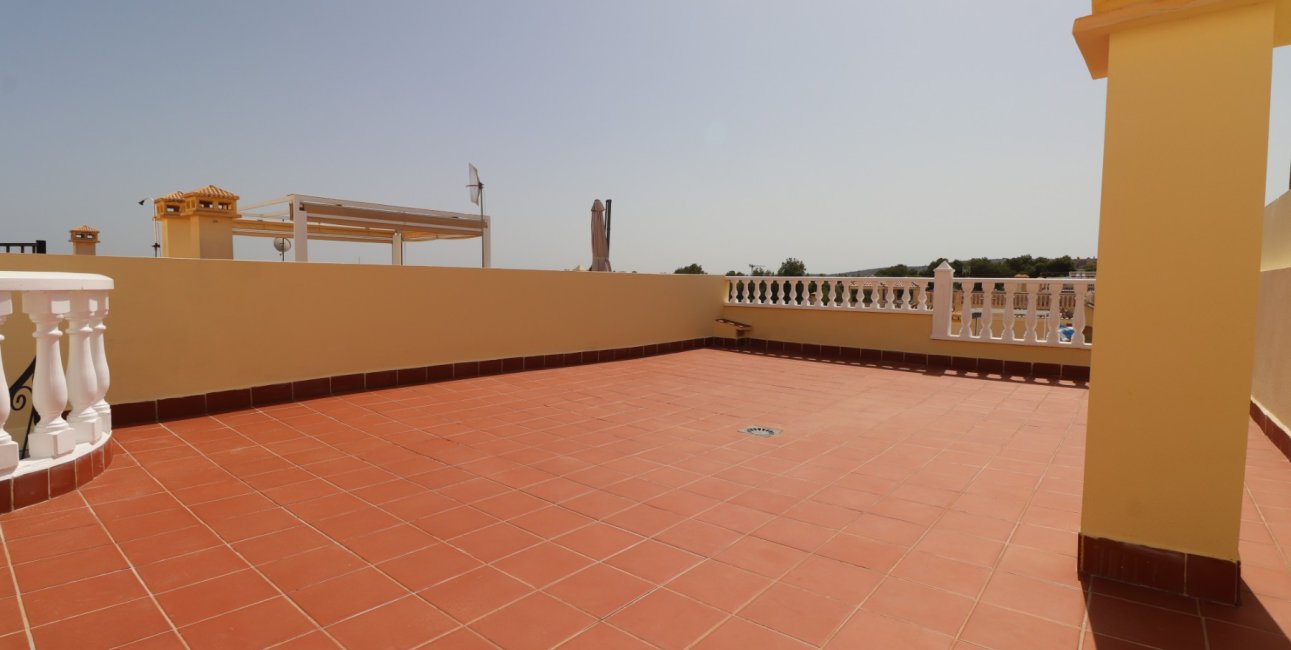 Resale - Bungalow -
Algorfa - Montemar