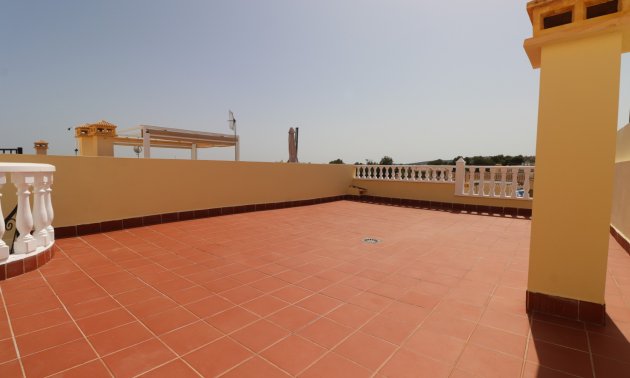 Resale - Bungalow -
Algorfa - Montemar