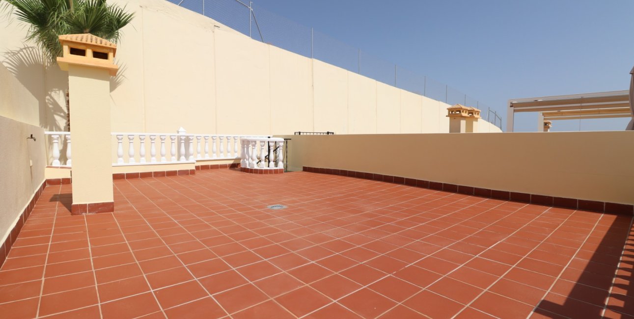 Resale - Bungalow -
Algorfa - Montemar