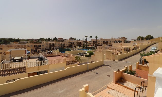 Resale - Bungalow -
Algorfa - Montemar