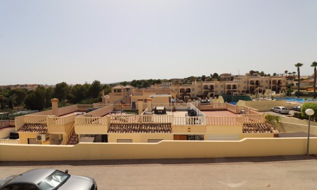 Resale - Bungalow -
Algorfa - Montemar