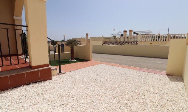 Resale - Bungalow -
Algorfa - Montemar