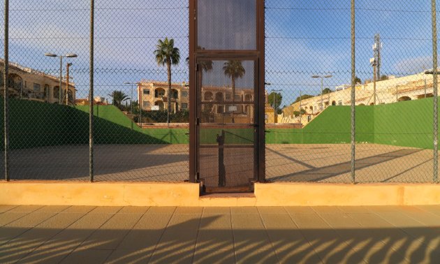 Resale - Bungalow -
Algorfa - Montemar