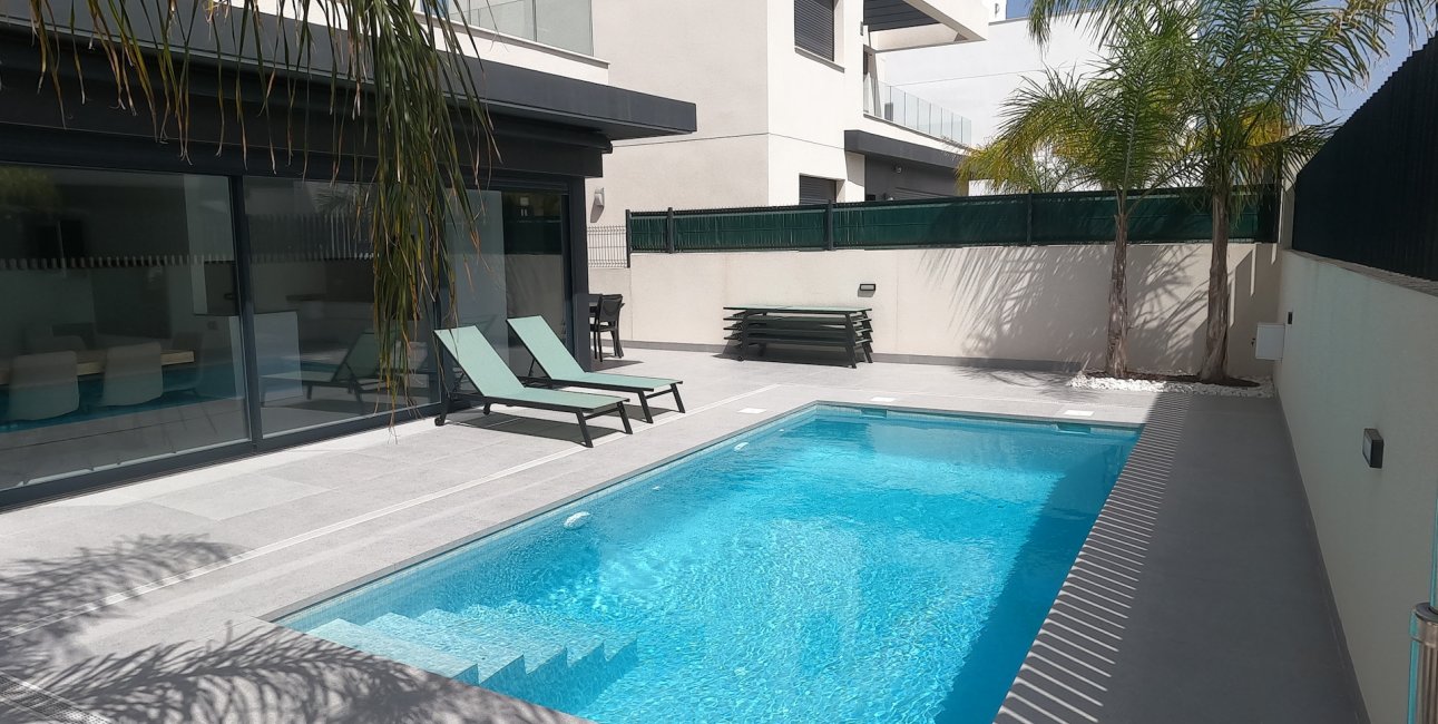 Reventa - Villa -
Algorfa - La Finca Golf Resort