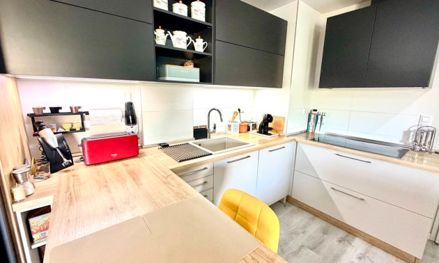 Reventa - Apartamento / piso -
Orihuela Costa - La Zenia