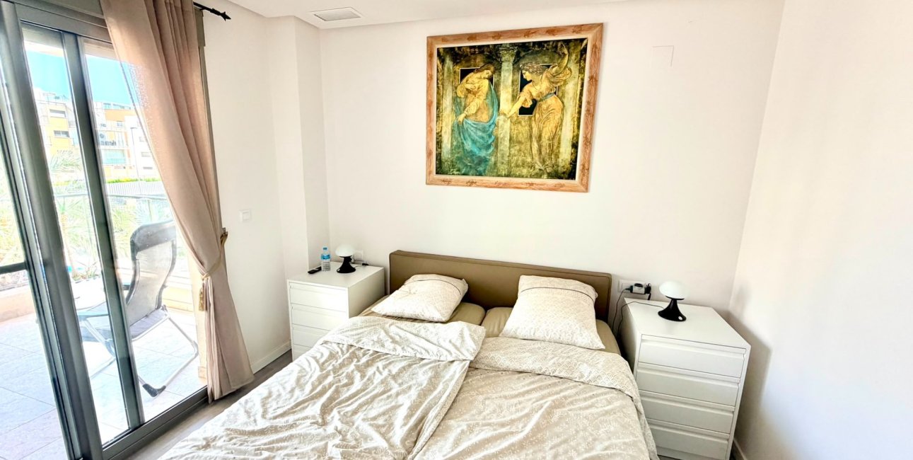 Reventa - Apartamento / piso -
Orihuela Costa - La Zenia