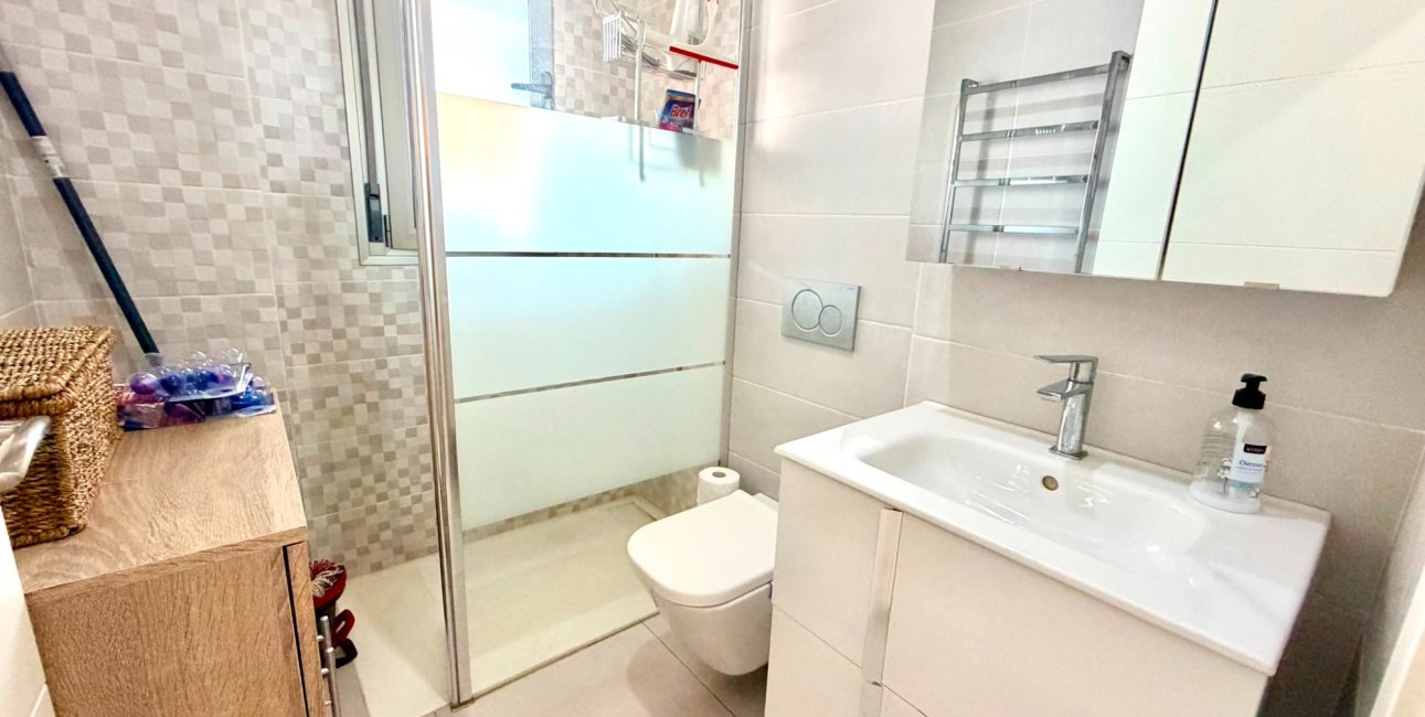 Reventa - Apartamento / piso -
Orihuela Costa - La Zenia