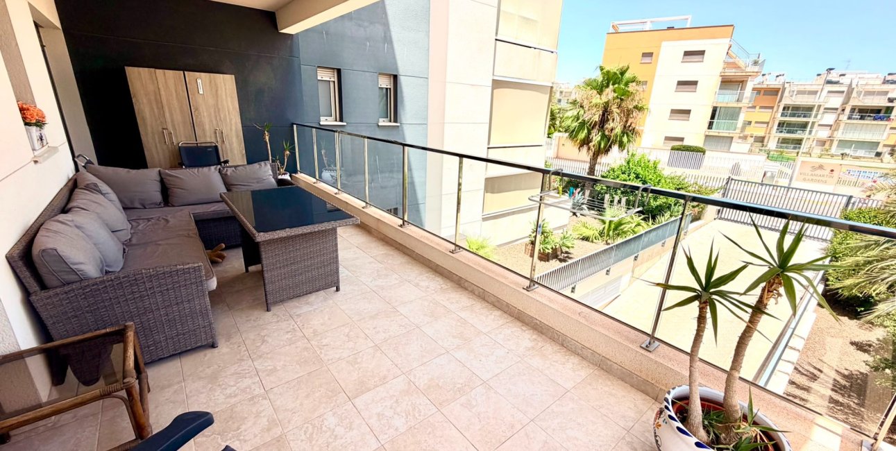 Reventa - Apartamento / piso -
Orihuela Costa - La Zenia