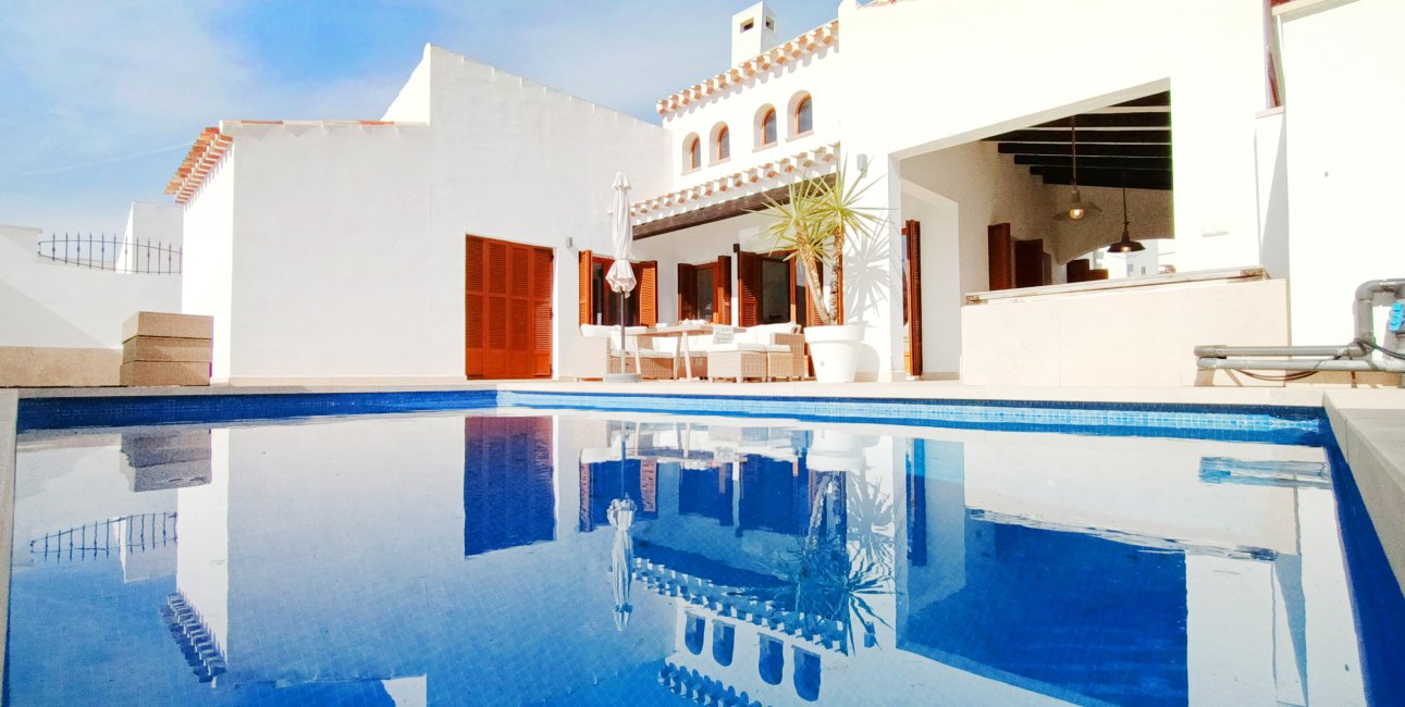 Resale - Villa -
El Valle Golf Resort - El Valle Golf Resort - Centre