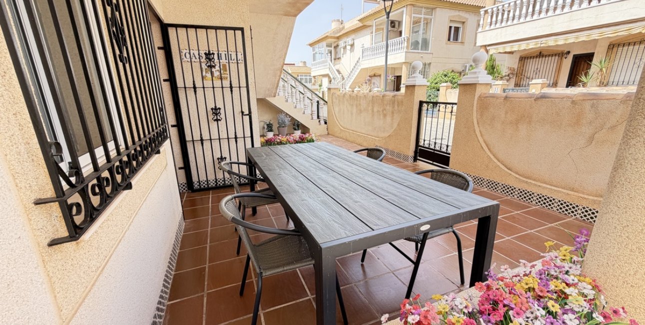 Resale - Apartment / flat -
Orihuela Costa - La Zenia