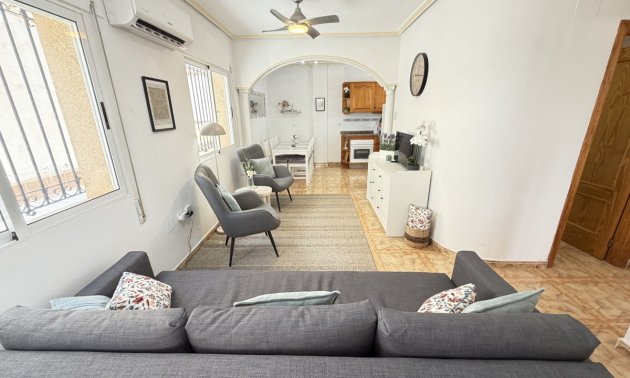 Resale - Apartment / flat -
Orihuela Costa - La Zenia