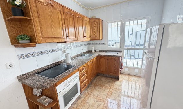 Resale - Apartment / flat -
Orihuela Costa - La Zenia