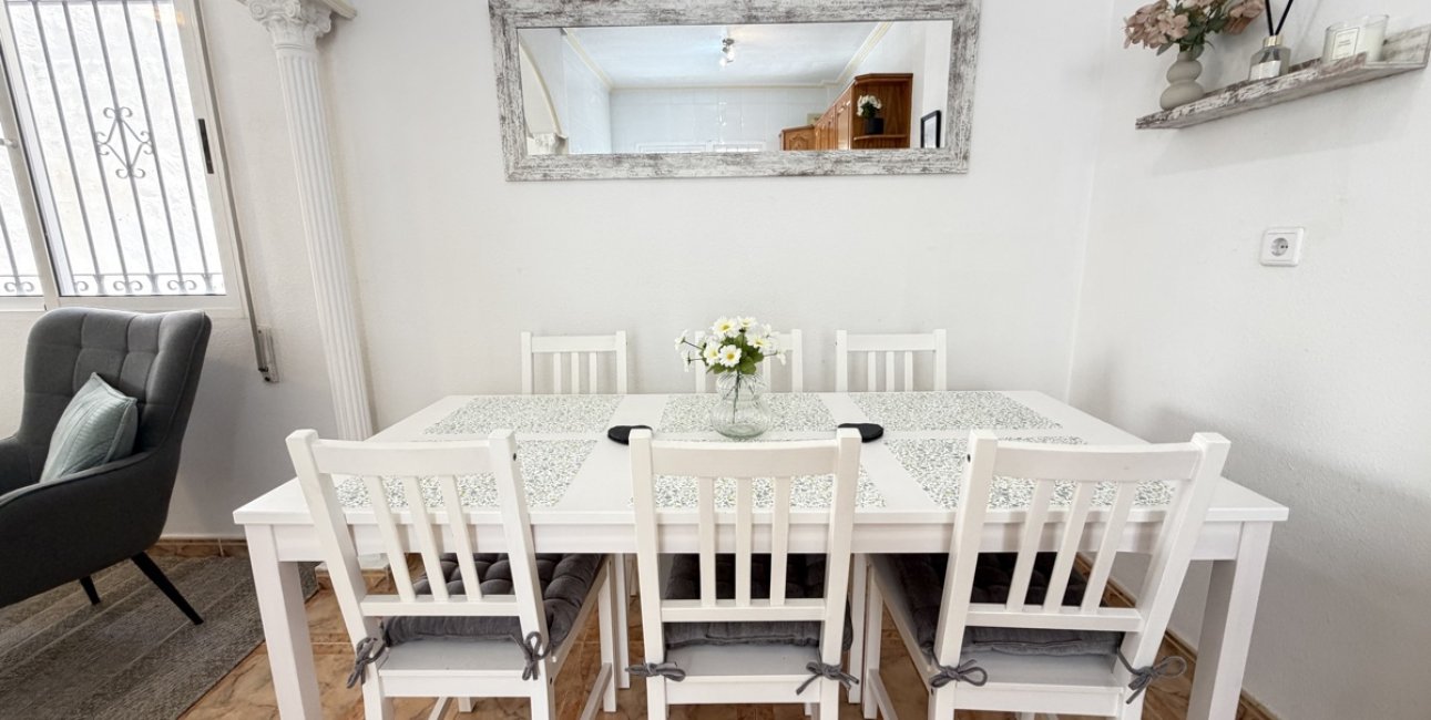 Resale - Apartment / flat -
Orihuela Costa - La Zenia