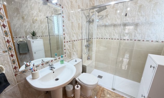 Resale - Apartment / flat -
Orihuela Costa - La Zenia