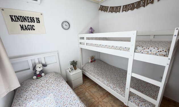 Resale - Apartment / flat -
Orihuela Costa - La Zenia