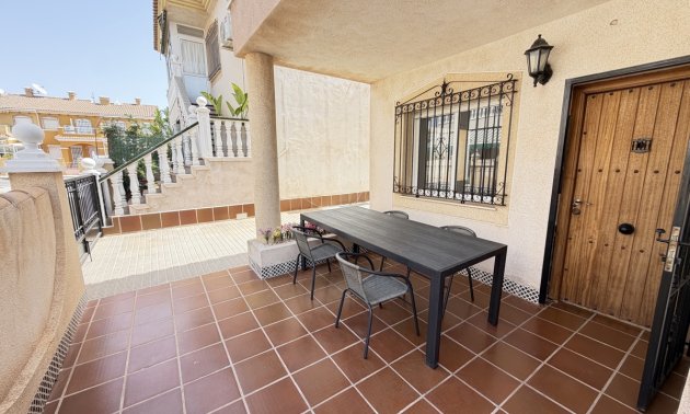 Resale - Apartment / flat -
Orihuela Costa - La Zenia