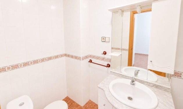 Resale - Apartment / flat -
Torrevieja - Estacion de autobuses