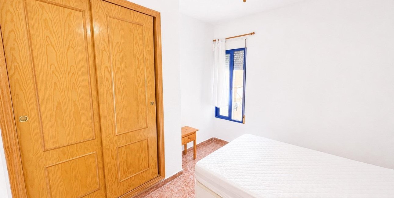 Resale - Apartment / flat -
Torrevieja - Estacion de autobuses