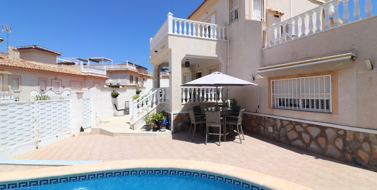 Resale - Villa -
Benimar - Benimar I