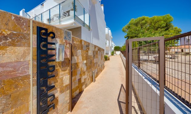 Resale - Apartment / flat -
Pilar de La Horadada - Pilar de La Horadada - Town
