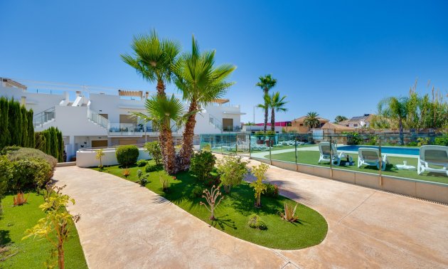 Resale - Apartment / flat -
Pilar de La Horadada - Pilar de La Horadada - Town