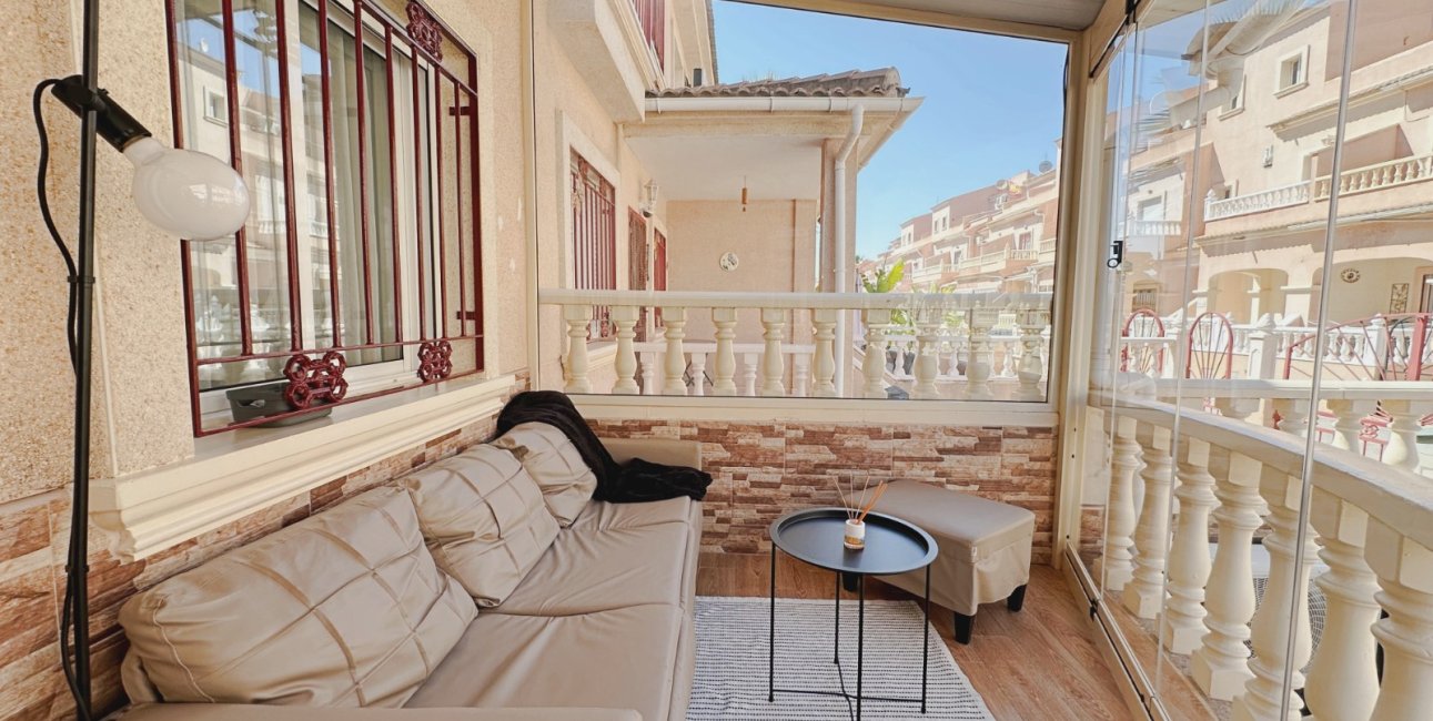 Resale - Townhouse -
Orihuela Costa - La Zenia
