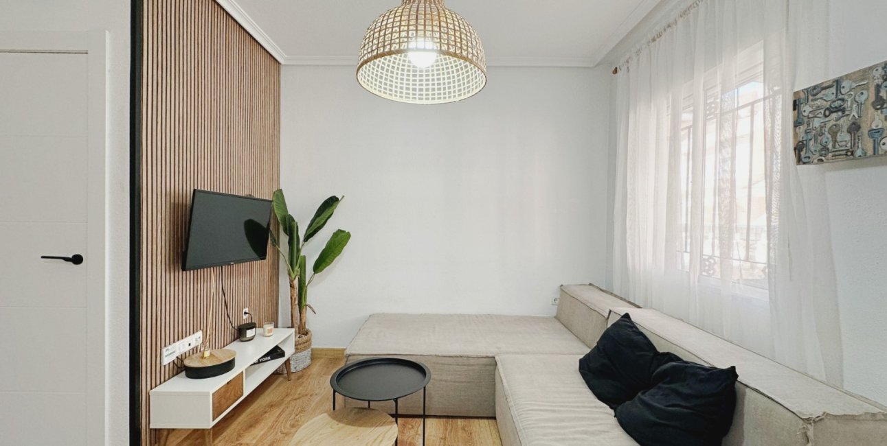 Resale - Townhouse -
Orihuela Costa - La Zenia