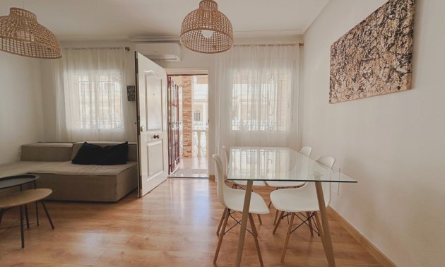 Resale - Townhouse -
Orihuela Costa - La Zenia