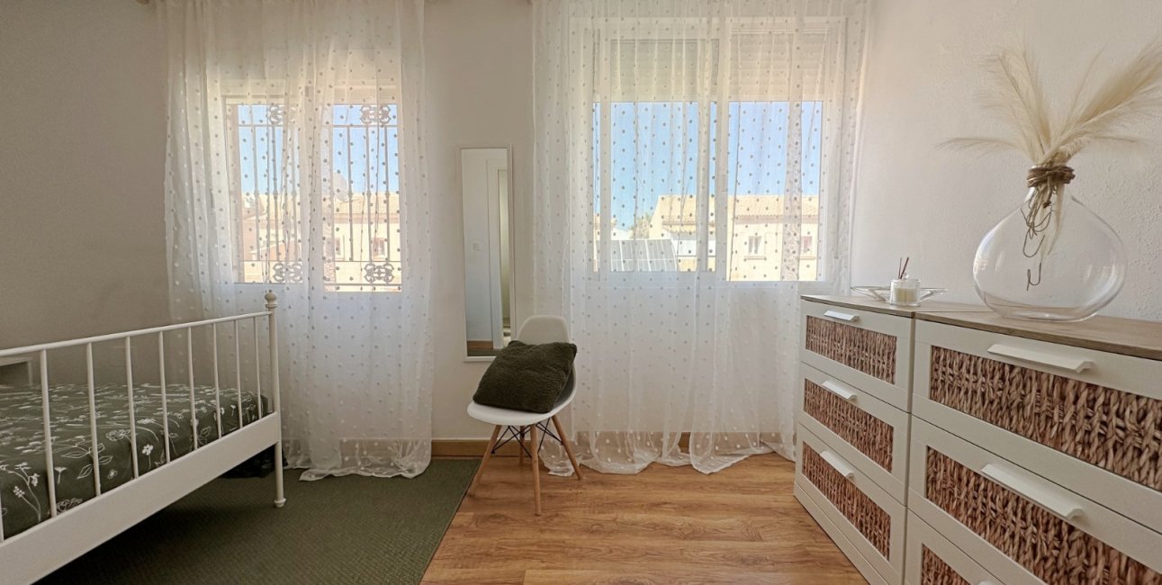 Resale - Townhouse -
Orihuela Costa - La Zenia