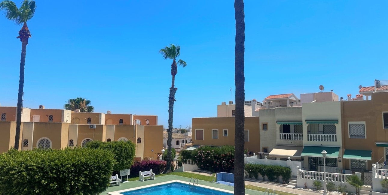 Reventa - Bungalow -
Torrevieja - La Mata