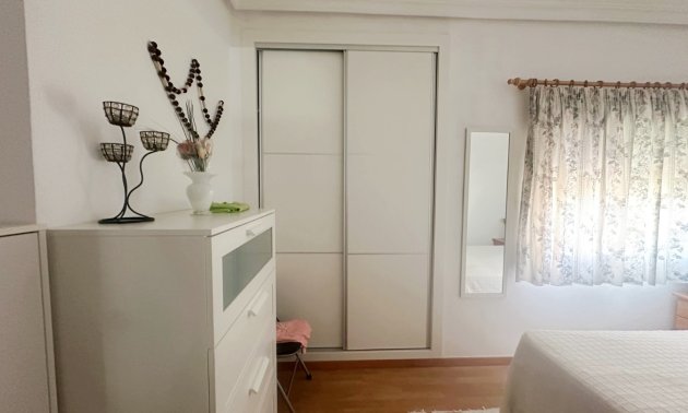 Reventa - Bungalow -
Torrevieja - La Mata