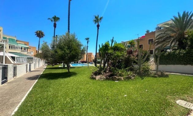 Reventa - Bungalow -
Torrevieja - La Mata