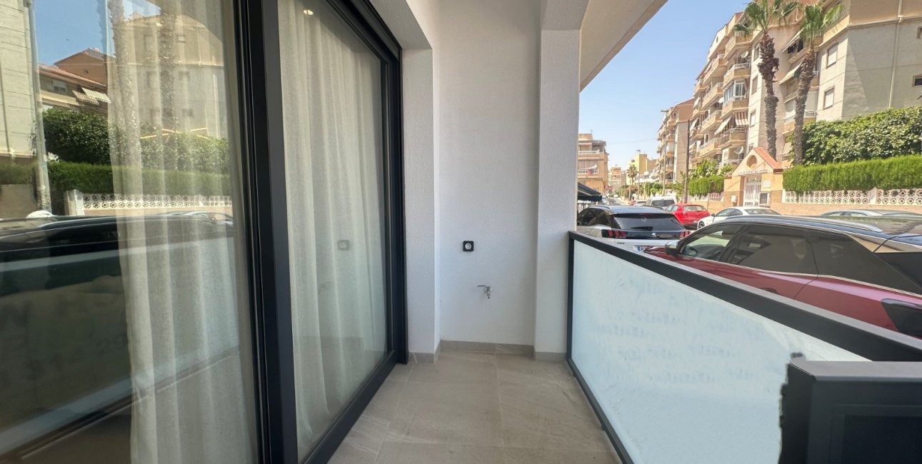 Rynek wtórny - Mieszkanie  -
Torrevieja