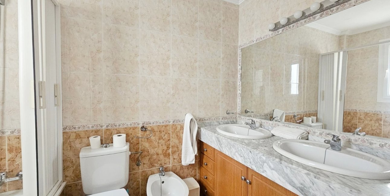 Resale - Apartment / flat -
Orihuela Costa - Aguamarina