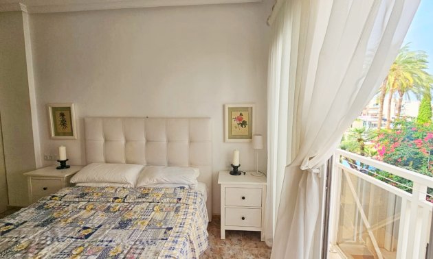 Resale - Apartment / flat -
Orihuela Costa - Aguamarina