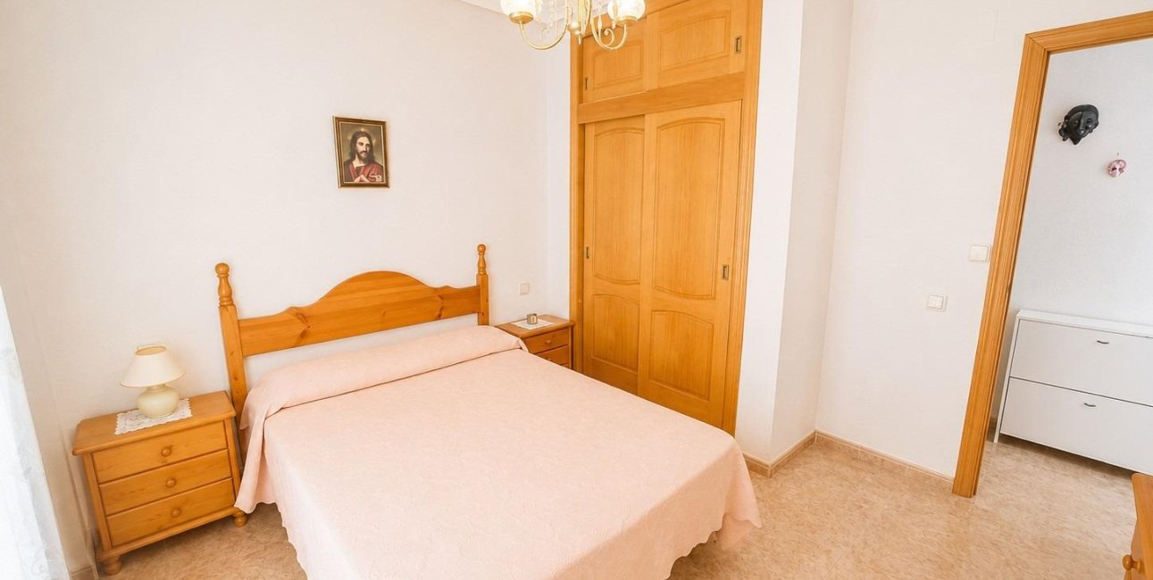 Resale - Apartment / flat -
Torrevieja - Estacion de autobuses