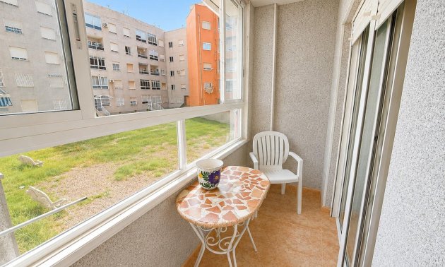 Resale - Apartment / flat -
Torrevieja - Estacion de autobuses