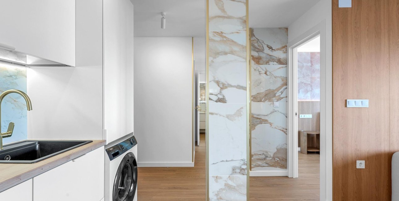 Resale - Apartment / flat -
Torrevieja - Punta prima