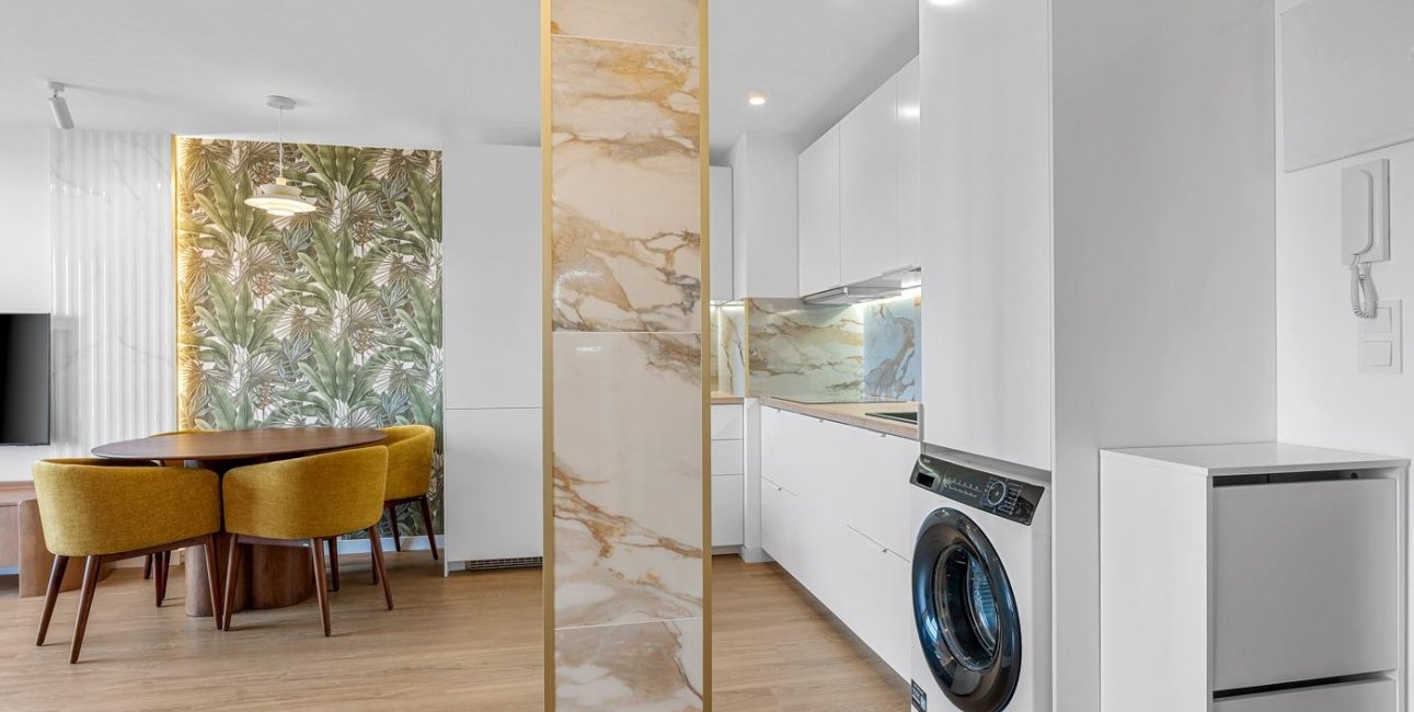 Resale - Apartment / flat -
Torrevieja - Punta prima