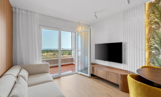 Resale - Apartment / flat -
Torrevieja - Punta prima